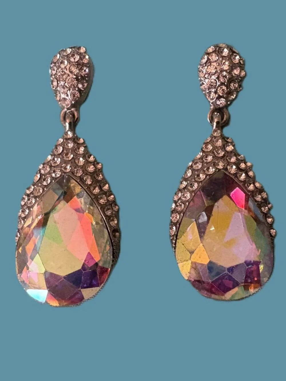 Iridescent Sundrop Rhinestone Earrings EUC